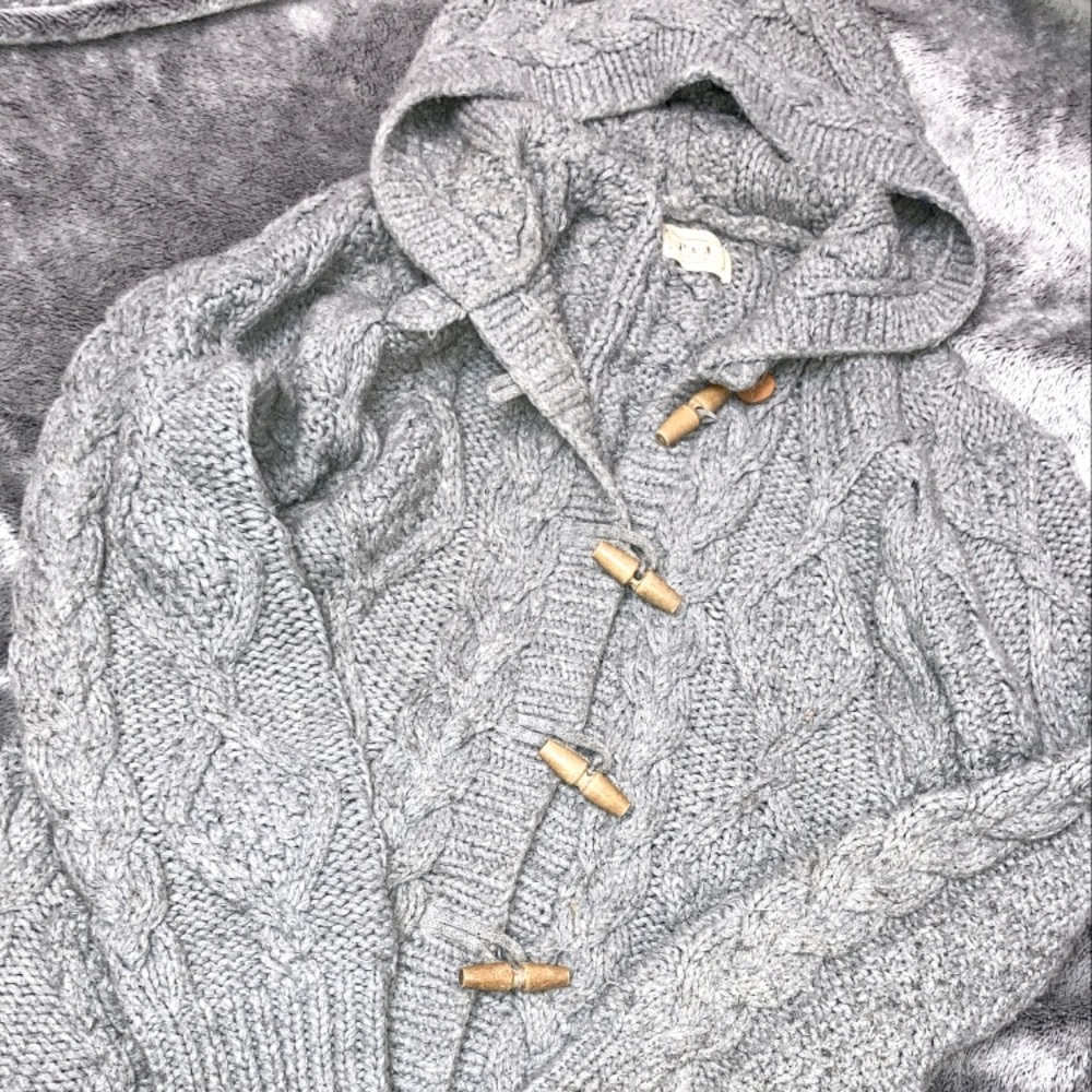 Woman’s Icelandic sweater